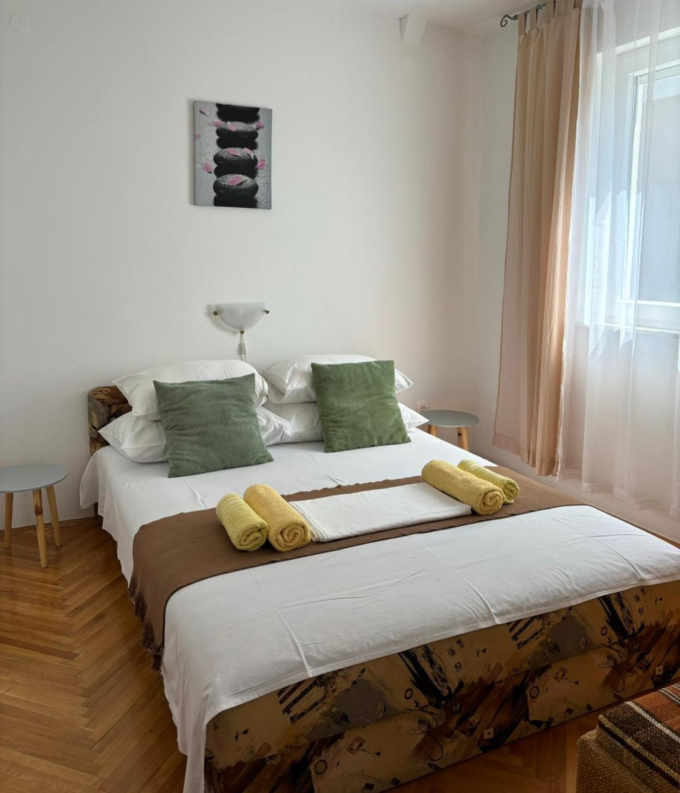 Helen Apartments Цриквениця Екстер'єр фото